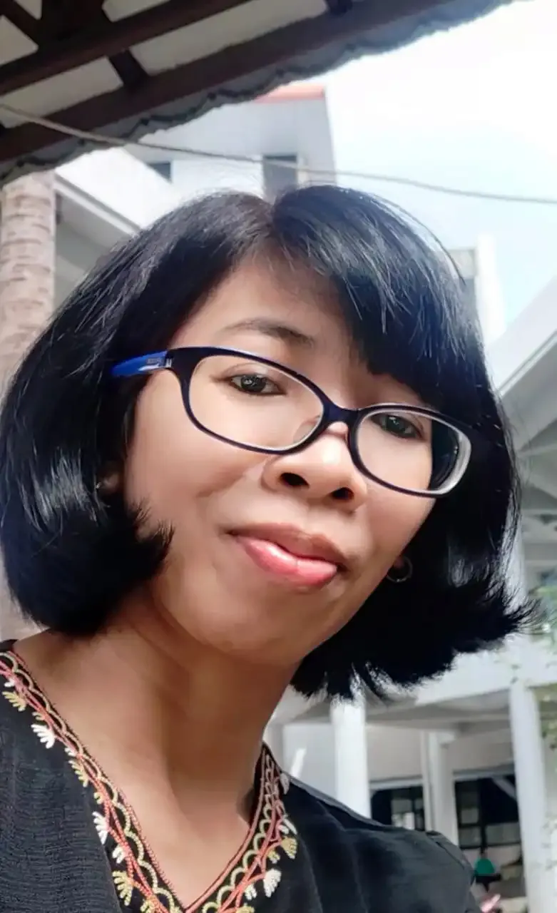 dr. Alfi Yasmina, MD, PhD